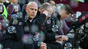 Arne Slot Tertekan Setelah The Reds Takluk Di Markas Brighton