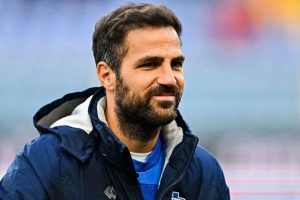 Cesc Fabregas Tolak Tawaran Melatih Timnas Italia Demi Setia
