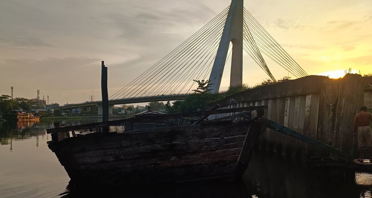 Fenomena Berburu Sunset Di Jembatan Layang Baru Jadi Tren