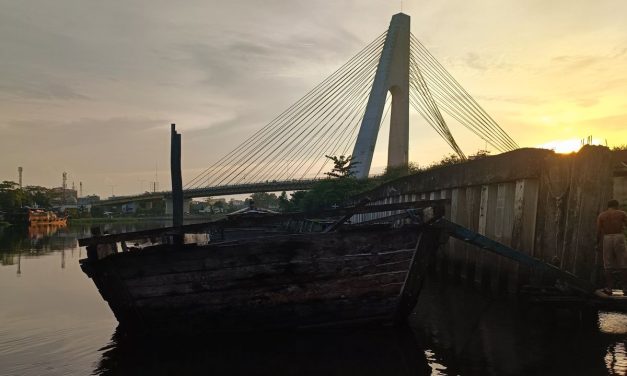 Fenomena Berburu Sunset Di Jembatan Layang Baru Jadi Tren