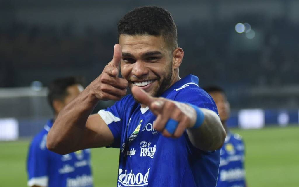 Persib Bandung Dikabarkan Siap Tebus Gelandang Asal Brasil