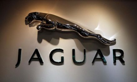 Jaguar Transformasi Total: Hentikan Produksi Mobil Bensin