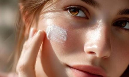 Moisturizer Dan Sunscreen Terbaik Untuk Flek Hitam Di Usia 40-an