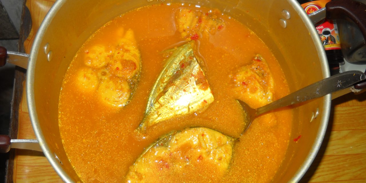 Lempah Kuning Bangka: Sup Ikan Berbumbu Kunyit Dan Terasi