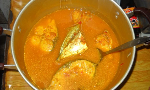 Lempah Kuning Bangka: Sup Ikan Berbumbu Kunyit Dan Terasi