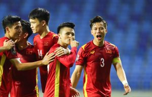 Skuad Vietnam Latihan Fisik Berat Sambil Nobar Piala Dunia 2026
