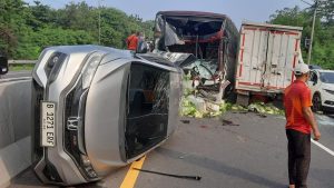 Tabrakan Beruntun Di Tol Cipularang KM 92 Macetkan Arah Jakarta