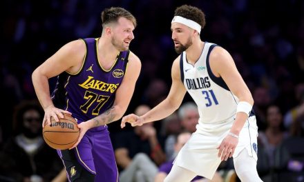 Luka Dončić Triple-Double, Lakers Tumbangkan Dallas Mavericks