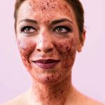 Waspada Bahaya Vampire Facial, Ini Cara Pilih Klinik Tepercaya