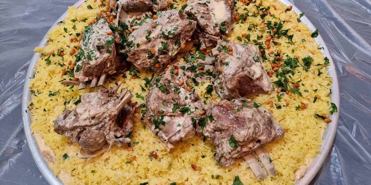 Uniknya Mansaf Amman: Daging Domba Kuah Jameed Yordania