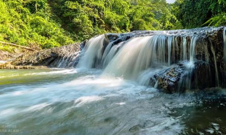 Suara Gemericik Air Terjun Ampuh Atasi Kecemasan Kerja