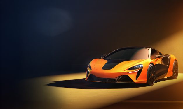 McLaren Artura Spider Padukan V6 Twin-Turbo Dan E-Motor