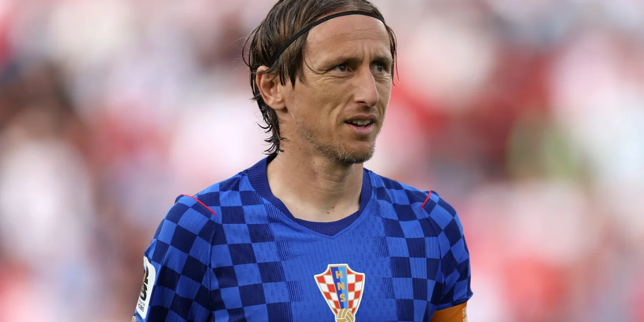 Luka Modrić Tampil Cerdas Komandoi Lini Tengah Kroasia